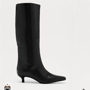 Black kitten heels leather boots